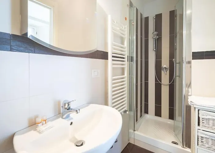 Small & Charming 1-br شقة *