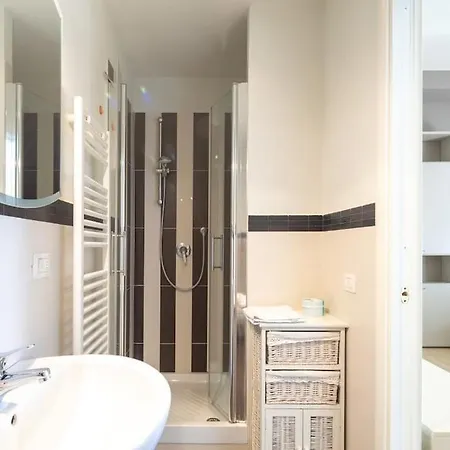 Small & Charming 1-br *