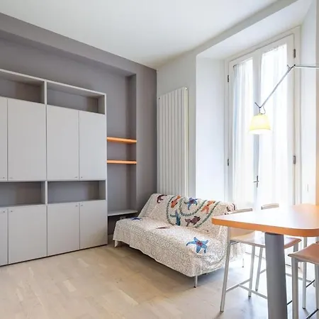 Small & Charming 1-br * Florence